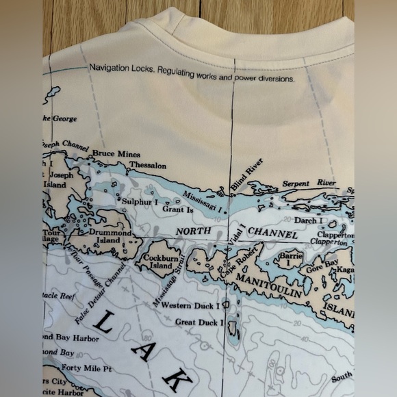 Lake Huron Performance Long Sleeve T-Shirt, Top Deck Gear, NWOT, Men’s Sz Small - Picture 6 of 7
